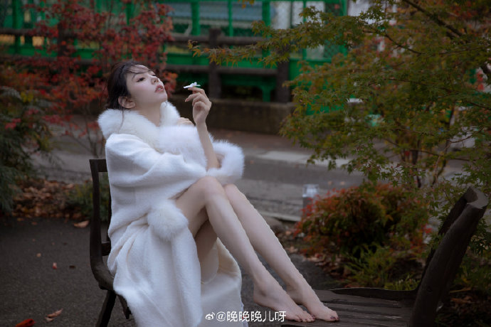 破·地狱 海报